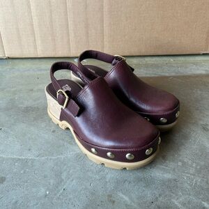 SOREL Roam Clogs